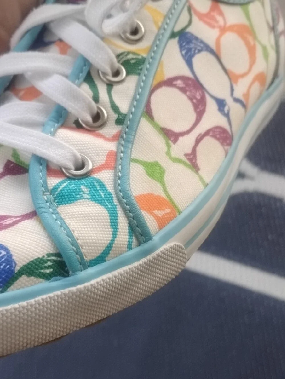 Coach Dawnell Signature Print Canvas Sneakers Size 10 - Picture 3 of 16